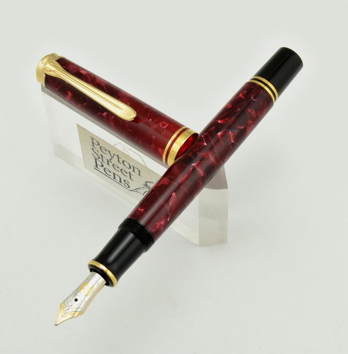 Pelikan M600 Souveran Fountain Pen - Special Edition, Ruby Red
